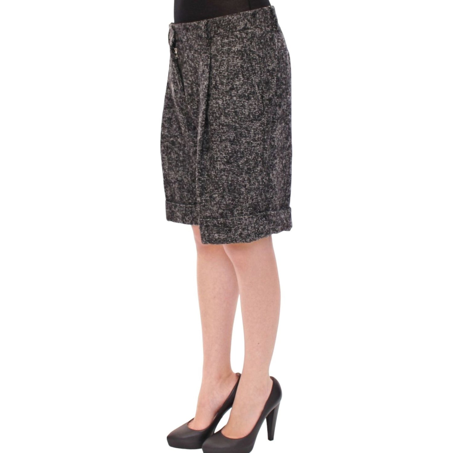 Dolce & Gabbana Gray wool shorts pants GSS11722-1