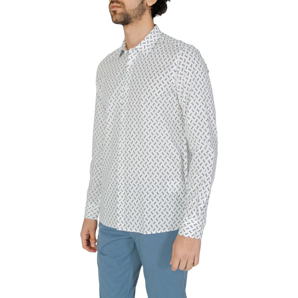 Side view of a man wearing an Antony Morato white viscose long sleeve shirt, perfect for spring and summer collections.