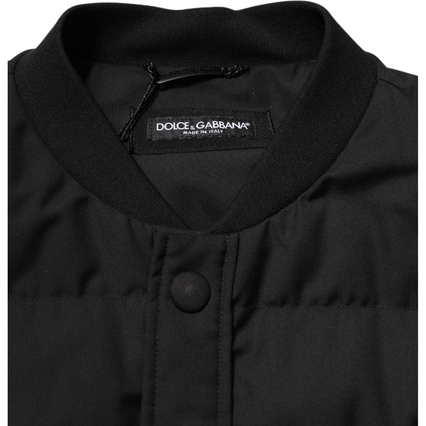 Dolce & Gabbana Black Sleeveless Parka Logo Plaque Jacket 1728,67345645728,Black,Clothing,Dolce & Gabbana,IT48 | M,Jackets - Men - Clothing,Material: 84% Polyester 16% Viscose,Men,Men - Clothing,New with tags JKT41510-48