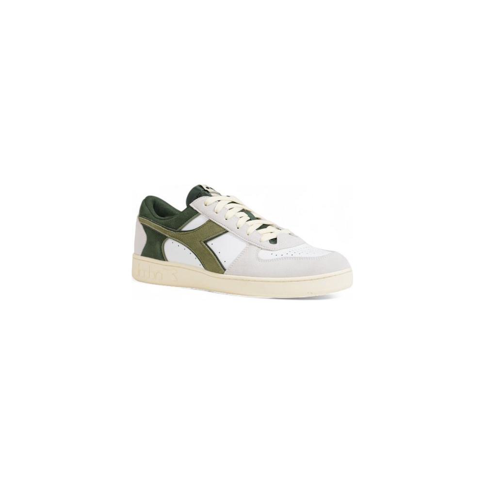 Diadora MAGIC BASKET LOW green leather sneaker for men, featuring stylish suede details and a durable rubber sole for grip.