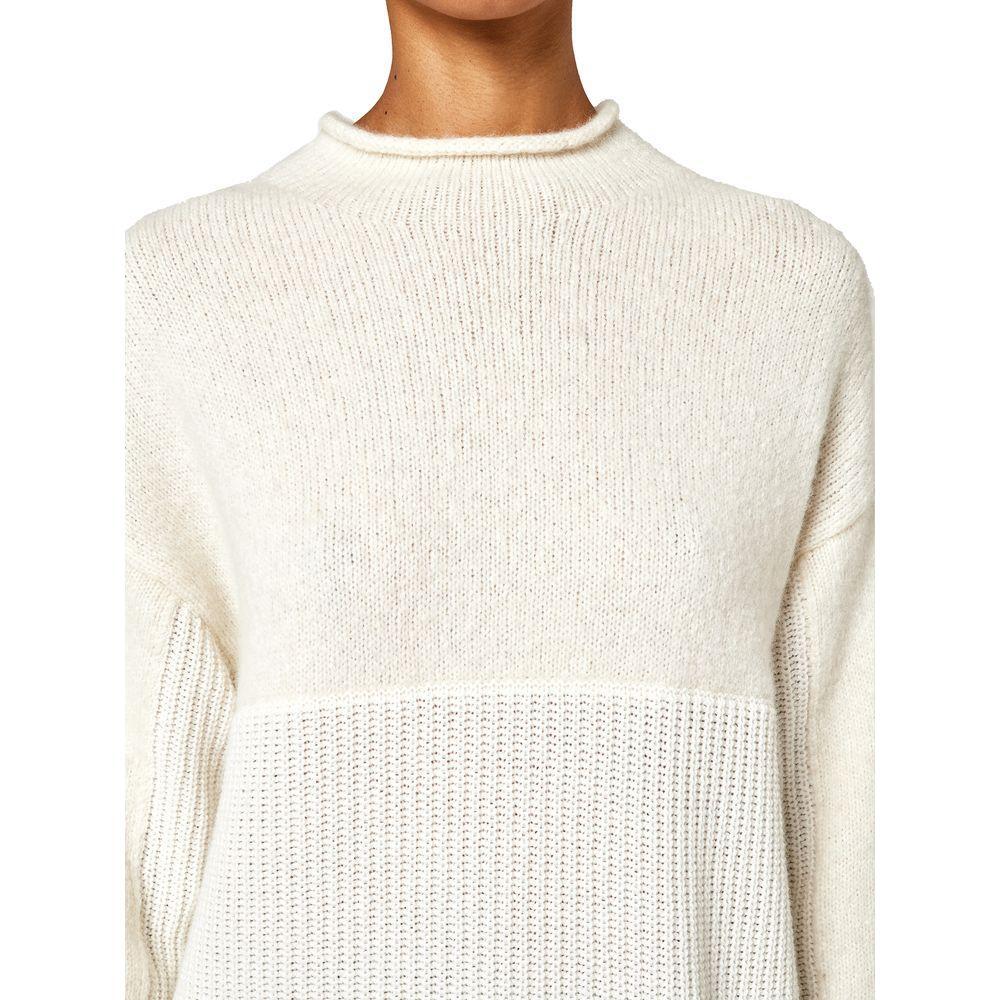 Alpha Studio White Recycled Wool Sweater