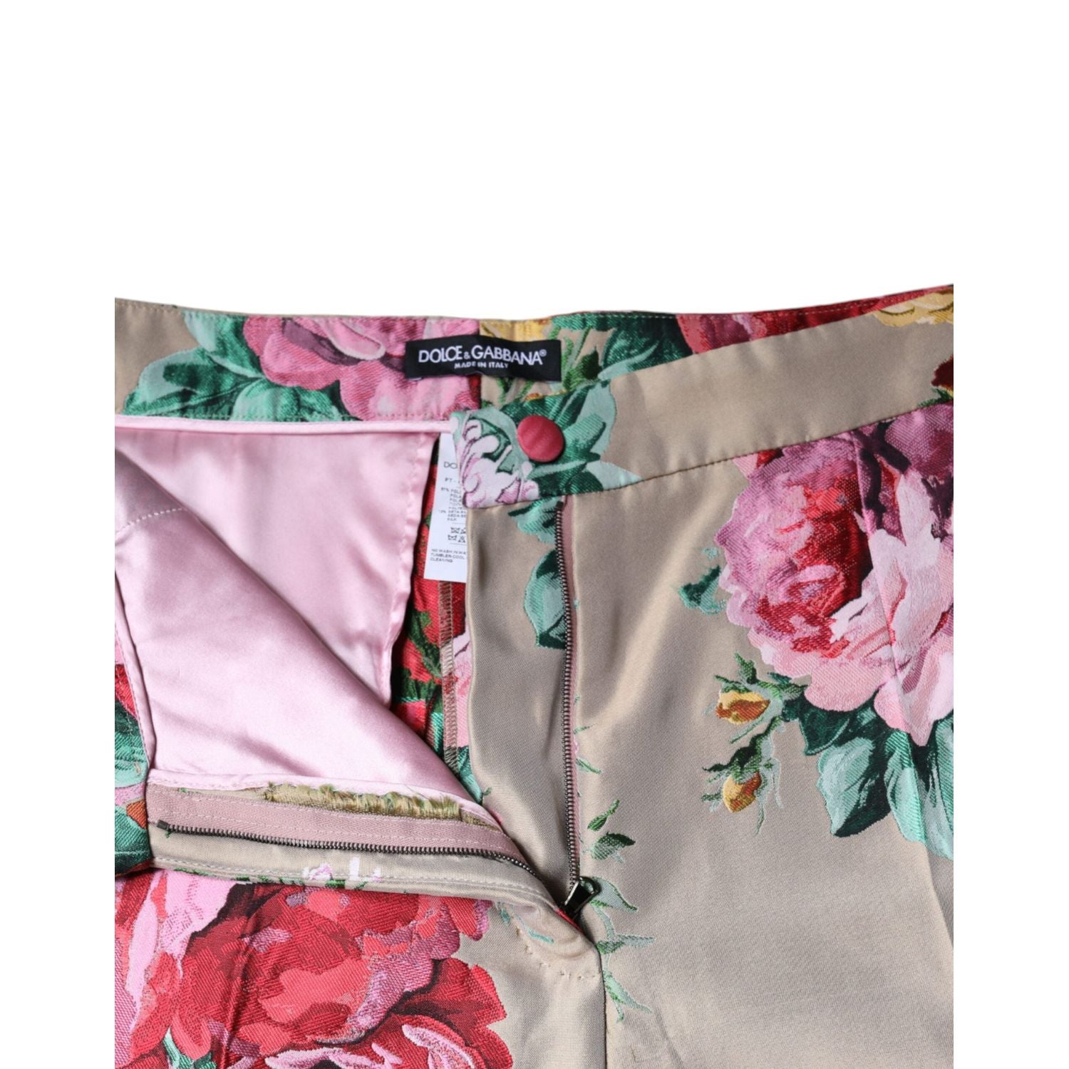 Front view with bag zipped and handles upright.