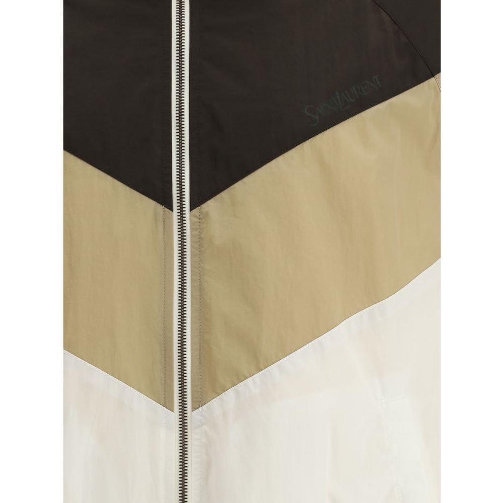 Front view with bag zipped and handles upright.