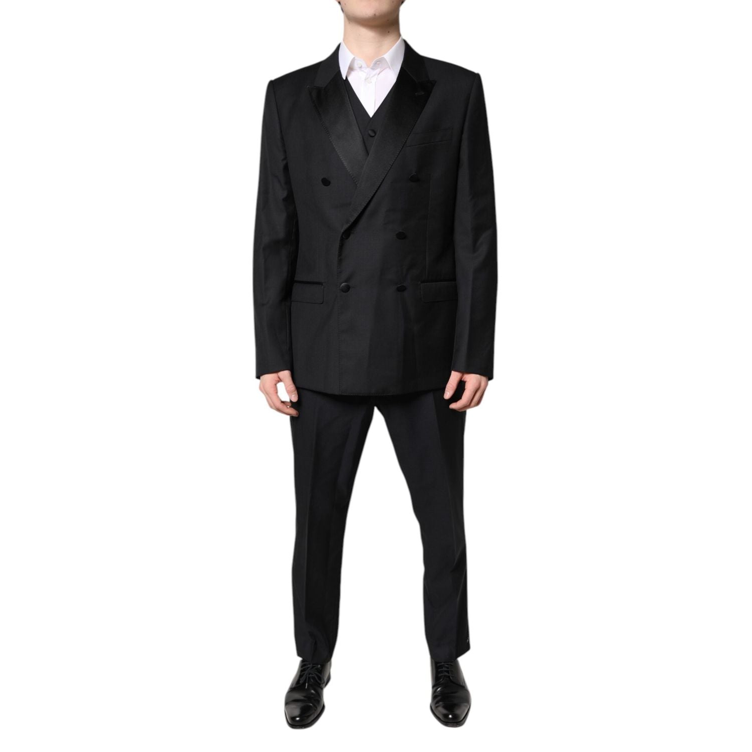 Front view with bag zipped and handles upright.