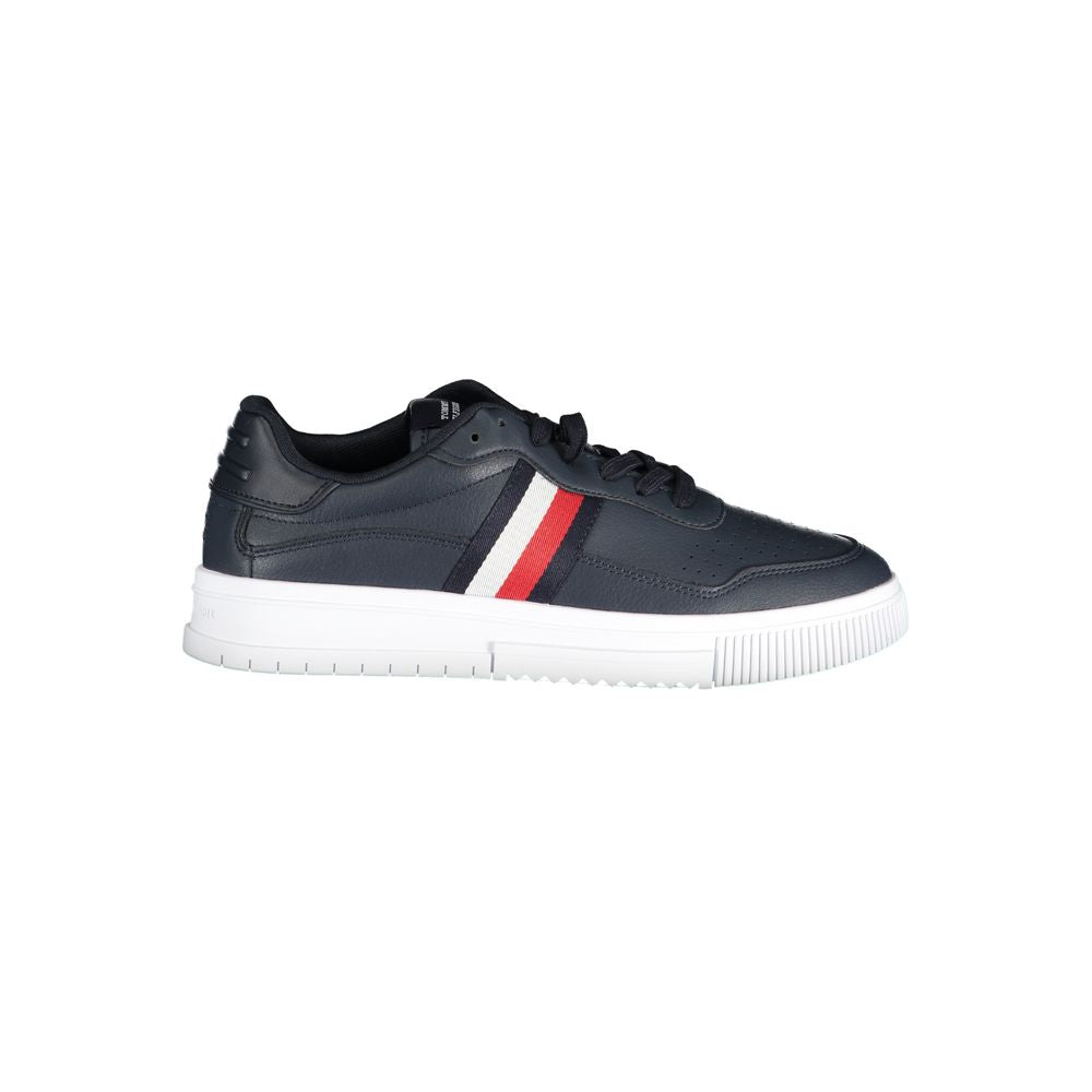 Tommy Hilfiger Blue Leather Men Sneaker with contrasting details and iconic logo, stylish sports footwear for trendsetters.