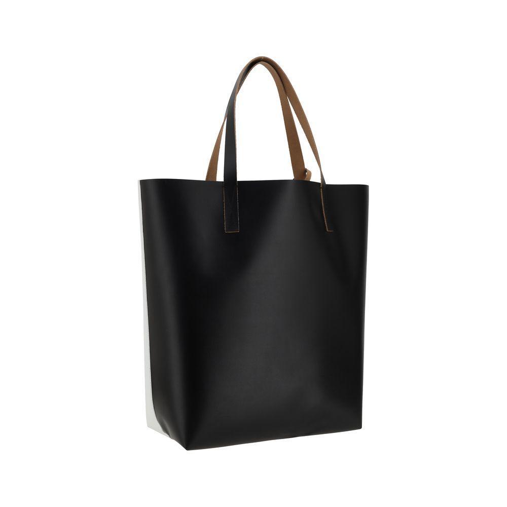Front view with bag zipped and handles upright.