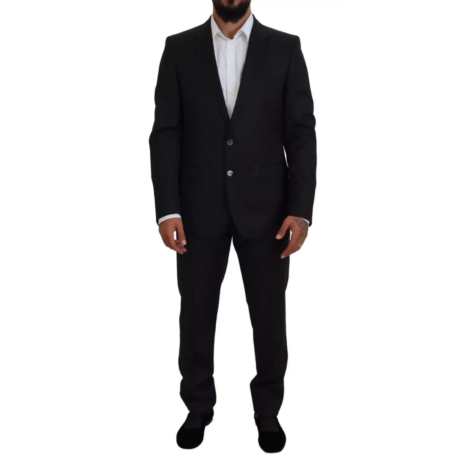 Front view with bag zipped and handles upright.
