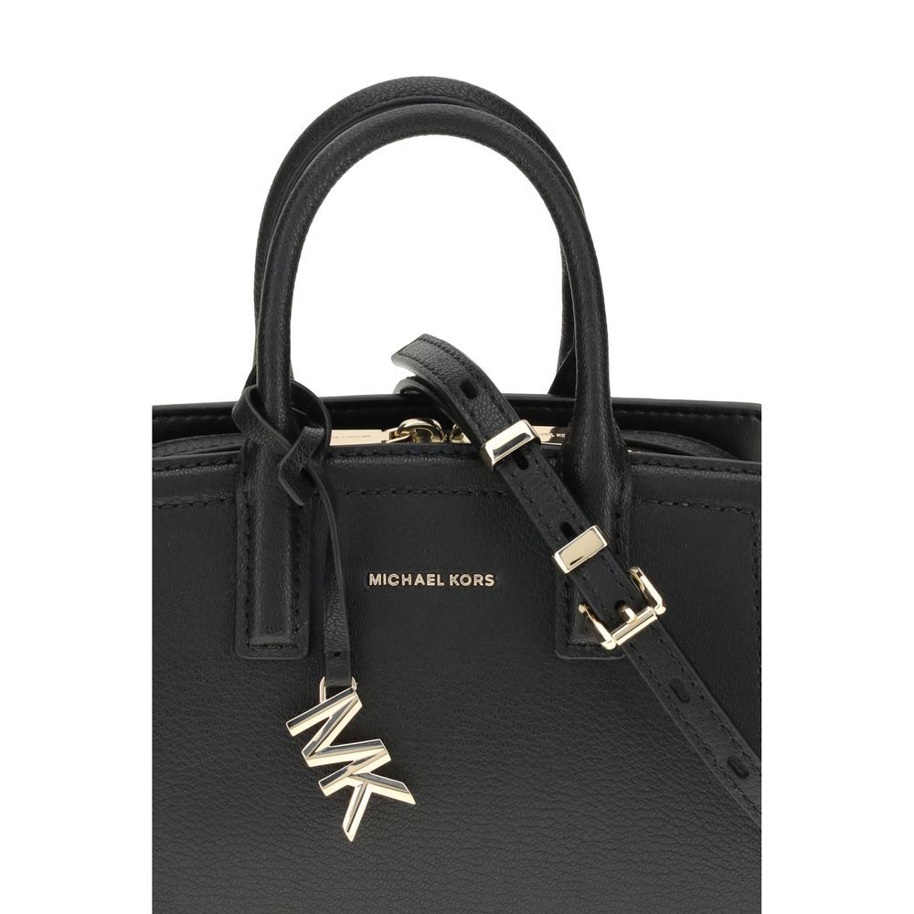 Front view with bag zipped and handles upright.