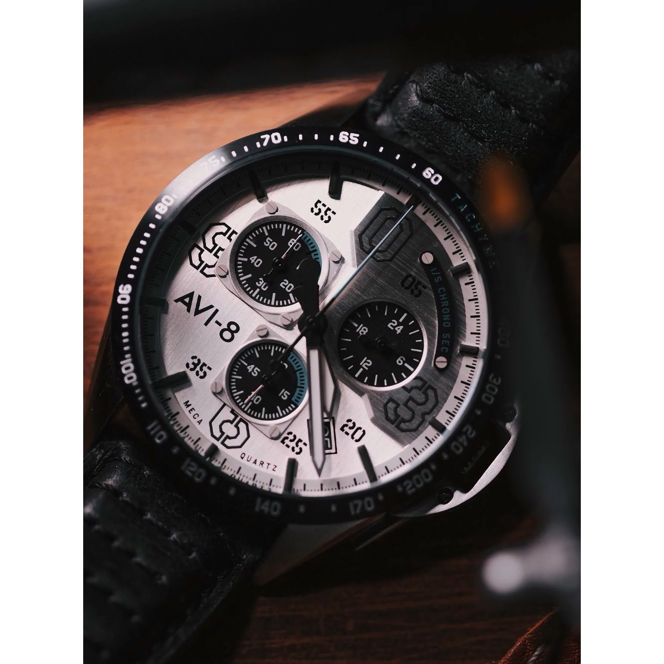AVI-8 Mod. AV-4077-01