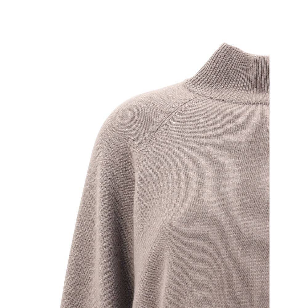 Brunello Cucinelli Brown Cashmere Turtleneck with ribbed high collar and raglan sleeves for comfort and elegance.