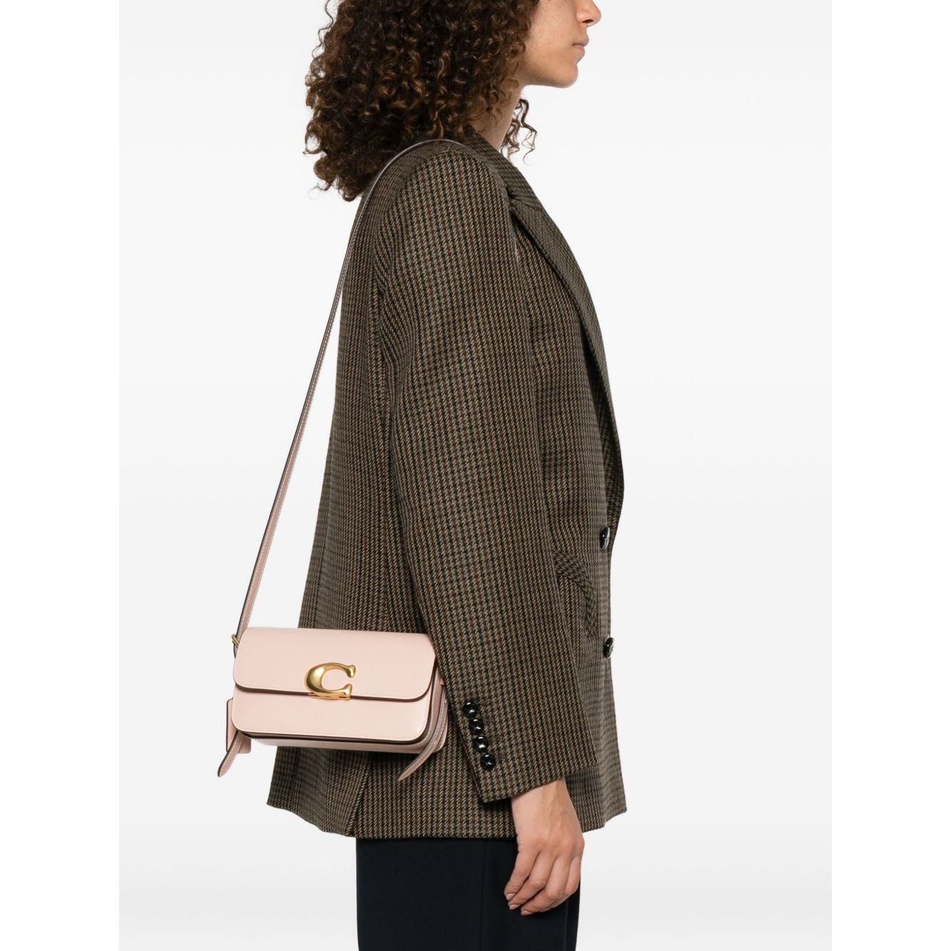 Front view with bag zipped and handles upright.