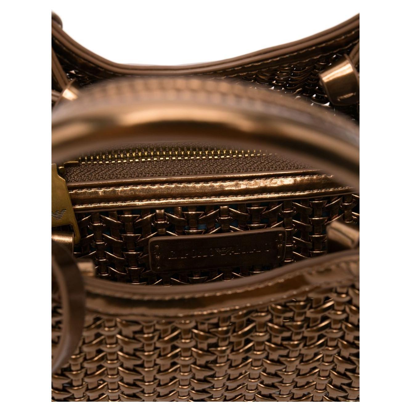 Front view with bag zipped and handles upright.