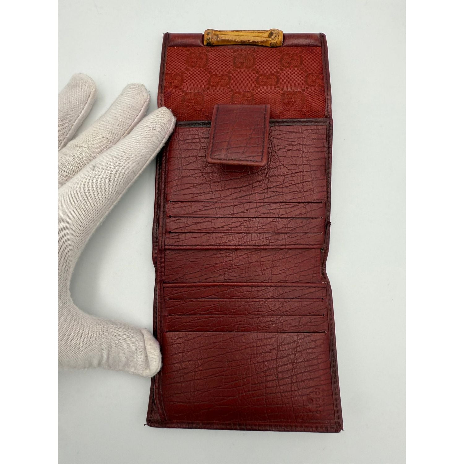 Gucci GUCCI GG Canvas Compact Wallet