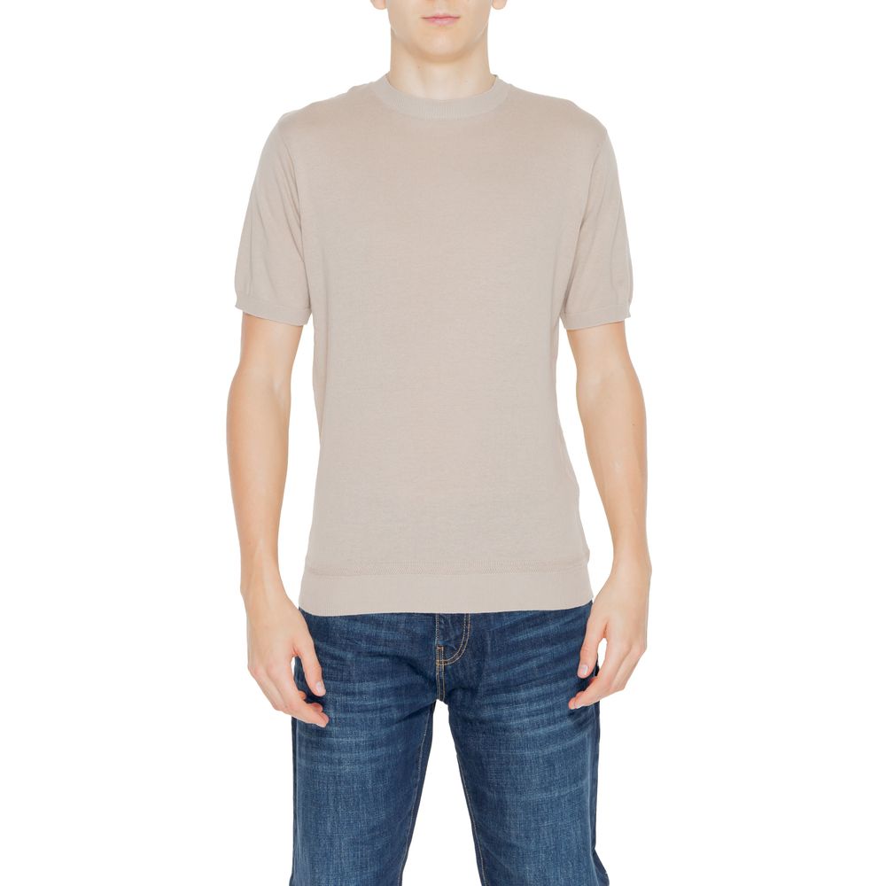 Hamaki-Ho Beige Cotton Sweater on model, short-sleeved, crew neck, perfect for spring and summer style.