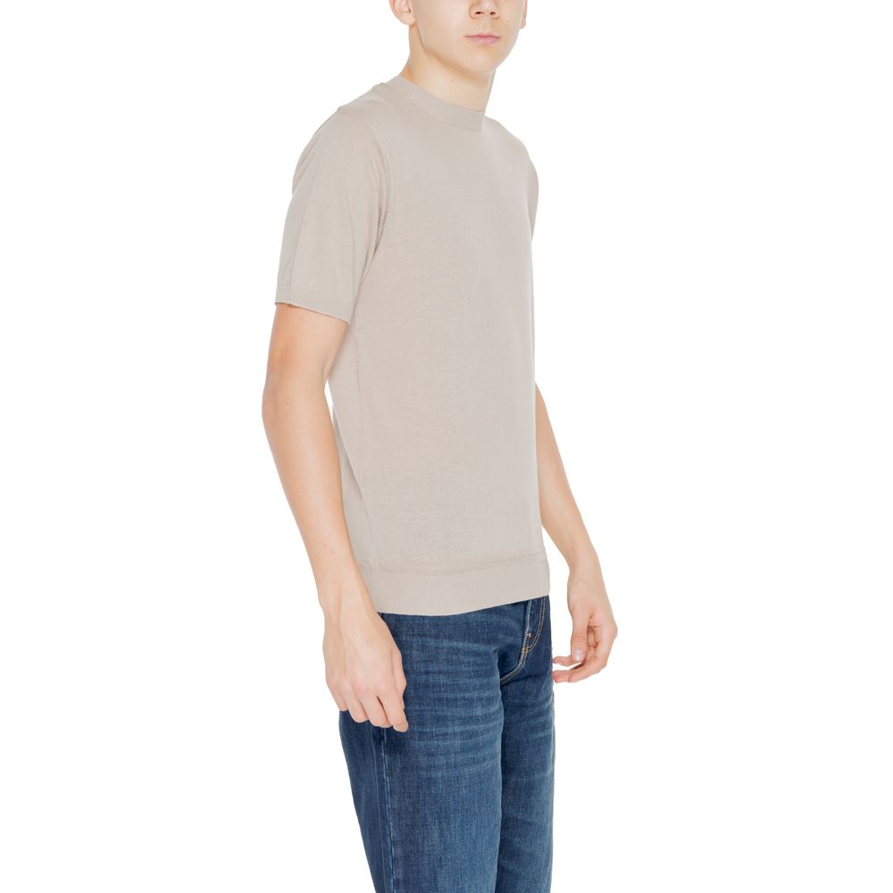 Hamaki-Ho Beige Cotton Sweater on model, short-sleeved, crew neck, perfect for casual spring and summer wear.