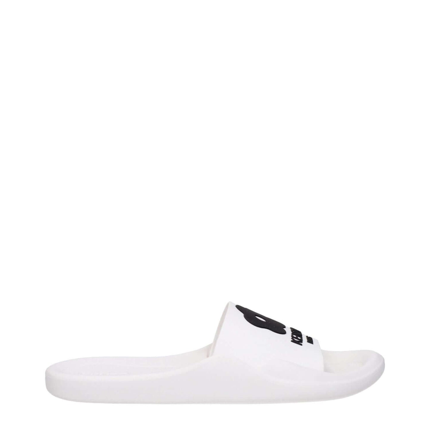 Kenzo White Cotton Slippers with open toe and rubber sole, featuring front logo design. Casual style MPN FE52MU110P5102.